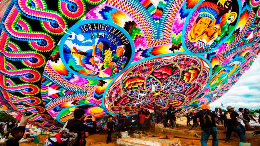 giant kites guatemala