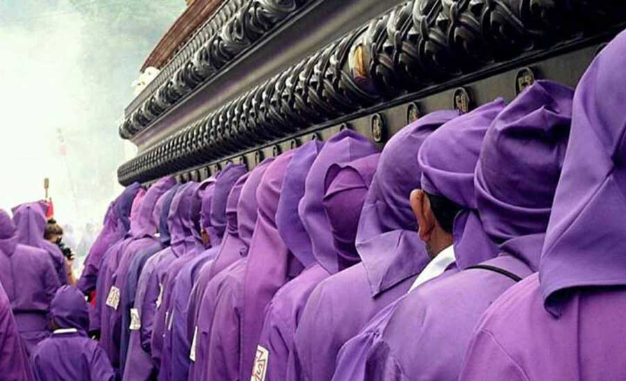 Cucuruchos antigua guatemala